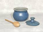 Click to view larger image of Vermont studio potter Sally Duval 4 1/2 inch tall blue honey pot with wooden dip (Image2)