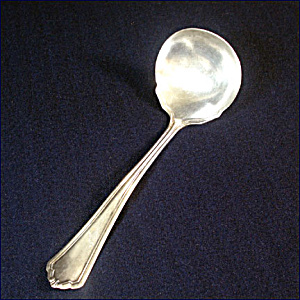 Puritan Rogers Silverplate 1912 Gravy or Soup Ladle (Image1)