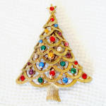 Click to view larger image of Goldtone Christmas Tree Pin Multicolor Rhinestones (Image1)