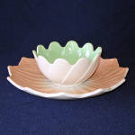 Click to view larger image of Anchor Hocking Leaf and Blossom Dessert Set Pink Green (Image2)