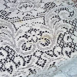 Click to view larger image of Mid Century White Lace Tablecloth 89 by 58 inches (Image4)
