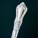 Click to view larger image of Valley Rose Oneida Rogers Silverplate 4 Oval Soup Spoons (Image2)