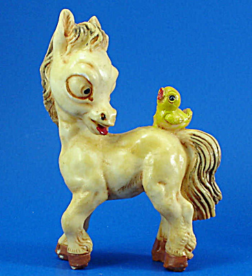 Resin Horse with Bird (Image1)