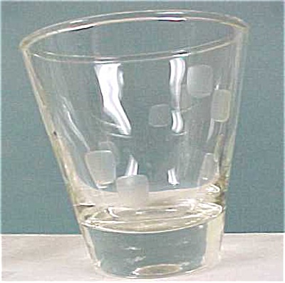 Juice Glass, cut design (Image1)