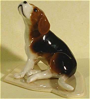 Hagen-Renaker Specialty Beagle (Image1)