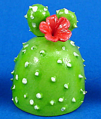 Dollhouse Miniature Yard Cactus (Image1)