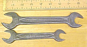 Indestro Wrench Pair Open Ended Set of 2 Antique (Image1)