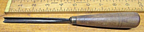 London Carving Chisel No. 10