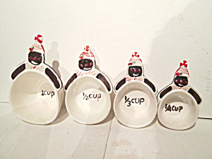 Ceramic Glittering Goodies Gingerbread Measuring Cups (Image1)