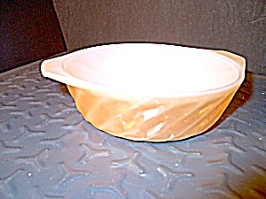 Vintage Fire King Peach Lusterware Swirl Handled Bowl (Image1)