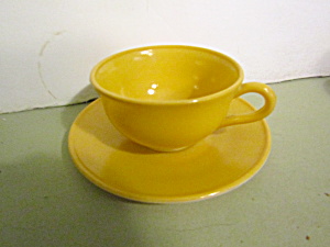  Anchor Hocking/Fire King Yellow Teacup & Saucer Set (Image1)