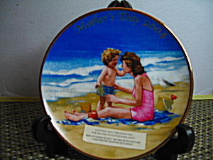 Avon Sunny Day Mother's Day 2004 Plate (Image1)