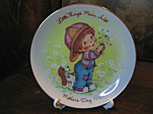 Avon Little Things 1982 Mother's Day Plate (Image1)