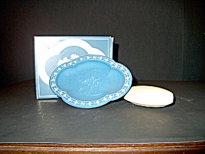 Avon Vintage Soap Dish Avonshire Blue