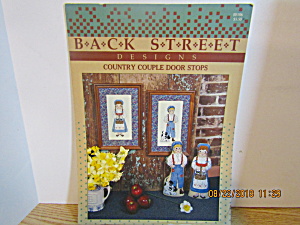 Back Street Designs Country Couple Door Stops #106 (Image1)