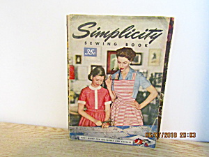 Vintage Book Simplicity Sewing Book 1953 (Image1)