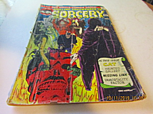 Vintage Red Circle  Comic Chilling Adv In Sorcery   (Image1)