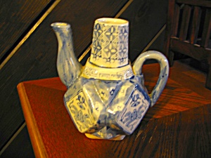 Blue and White Teapot Creamer (Image1)