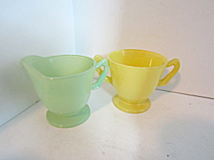 Vintage Moderntone Yellow Sugar & Green Creamer Set (Image1)