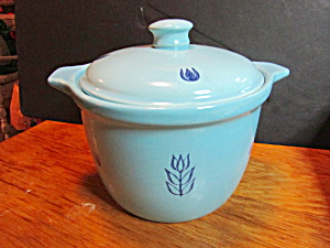 Vintage Cronin Pottery Blue Tulip Bean Pot Cassorole (Image1)