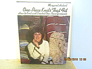 Margaret Hubert's One-Piece Knits That Fit  (Image1)