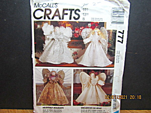 McCall's Heavenly Holidays Christmas Angel Package #777 (Image1)