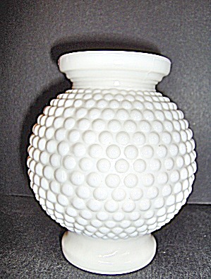 Fenton Milk Glass Hobnail Rose Bowl (Image1)