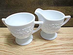  Vintage Indiana Milk Glass Open Sugar Bowl and Creamer (Image1)