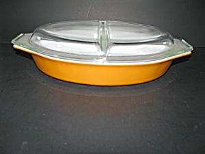 Vintage Pyrex Butterfly Gold 1qt Divided Dish/Lid    (Image1)