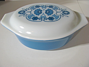 Vintage Pyrex Blue Horizon 043 1.5qt Dish with Lid (Image1)