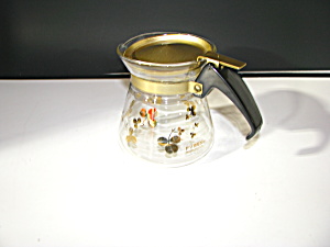Vintage Pyrex Gold Leaf Glass Mini Carafe 1 Cup  (Image1)