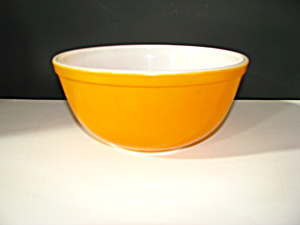 Vintage Pyrex Daisy Orange 403 Nesting Bowl  (Image1)