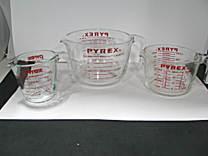Pyrex Measuring Cup Set 8 Cup,4 Cup,2 Cup  (Image1)