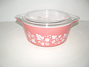 Vintage Pyrex Pink/White Gooseberry Covered Casserole (Image1)