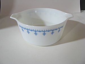 Vintage Pyrex Snowflake 474-B 1.5qt Bowl (Image1)
