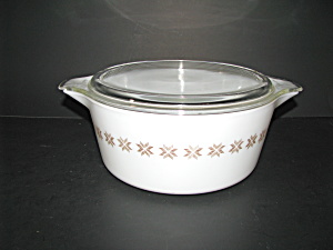 Vintage Pyrex Town and Country 475-B 2.5qt Casserole (Image1)