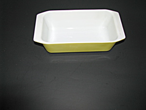 Vintage Pyrex Yellow Loaf Pan (Image1)