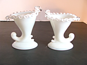 Vintage Fenton Pair of Silvercrest Vases (Image1)