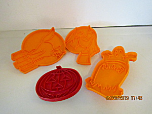 Vintage Wilton Orange/Red Halloween Cookie Cutter Set (Image1)