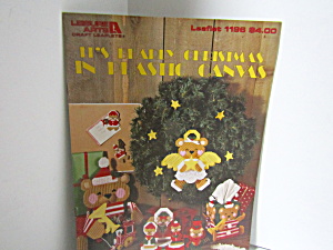 Leisure It's Bearly Christmas In Plastic Canvas #1196