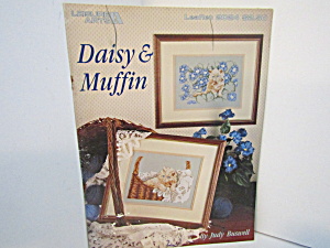 Leisure Arts Cross Stitch Daisy & Muffin  #2024 (Image1)