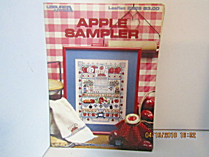 Leisure Arts  Cross Stitch Apple  Sampler   #2229 (Image1)