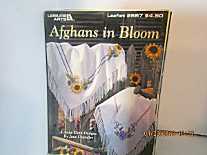Leisure Arts Afghans In Bloom For Anne Cloth  #2557 (Image1)