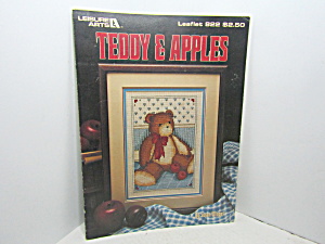 Leisure Arts Teddy & Apples  Cross Stitch #822 (Image1)