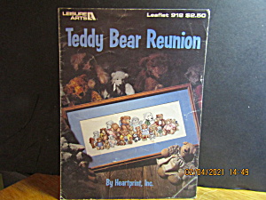 Leisure Arts Cross Stitch Teddy Bear Reunion #918 (Image1)