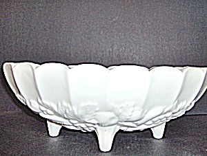  Vintage Indiana Milk Glass  Footed Fruit  Bowl (Image1)