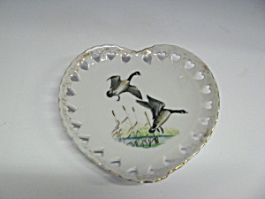 Heart Shaped Geese Flying  Landing Plate (Image1)