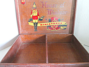 Vintage House Of Windsor Wood Cigar Box (Image1)