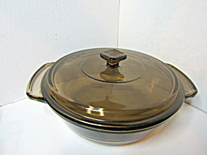 Vintage Anchor Hocking 9" Round Covered  Casserole (Image1)