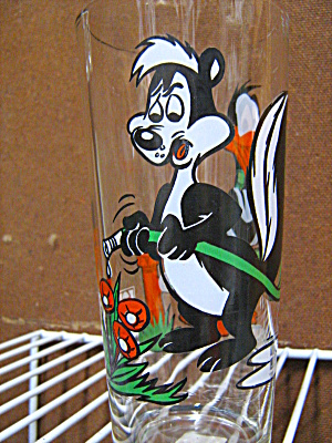 Vintage Pepsi Collectible Pepe/Daffy Drinking Glass (Image1)